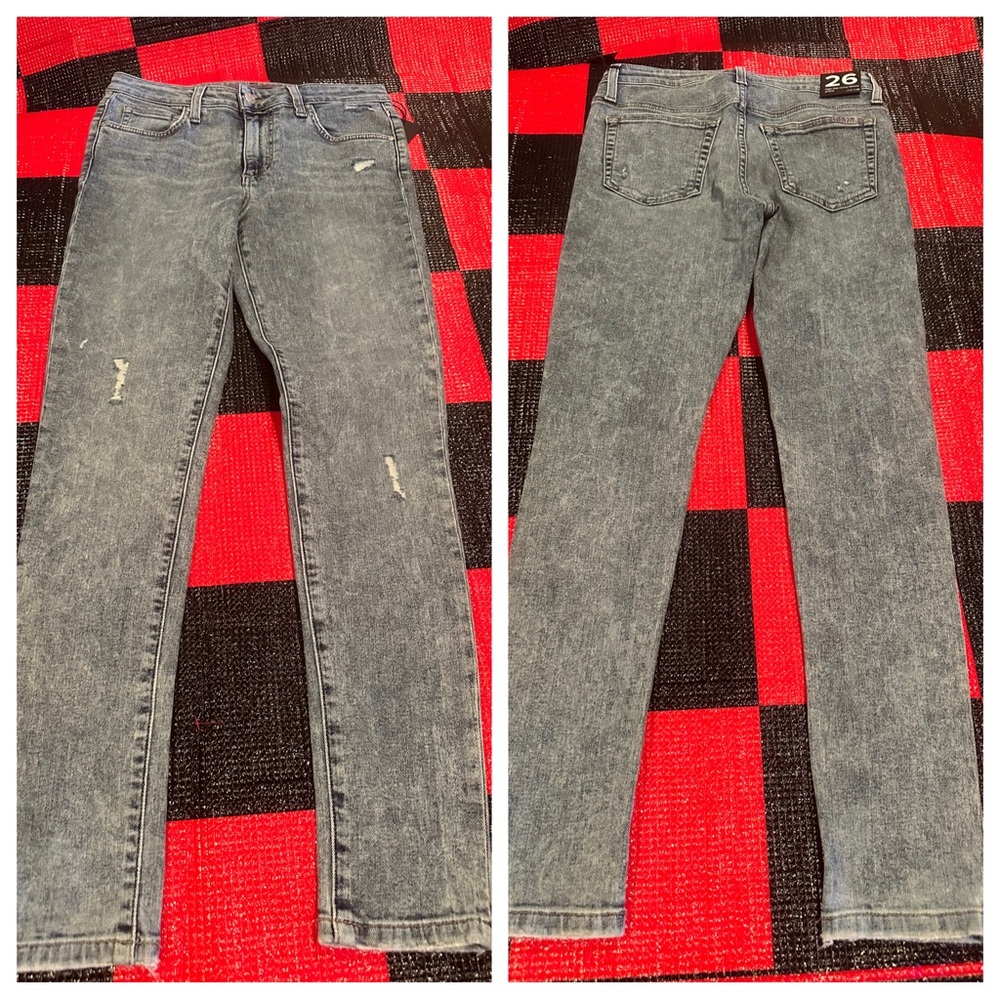 NWT Joe’s High Rise Curvy Skinny Ankle MANA 
size 26 Inseam 28”